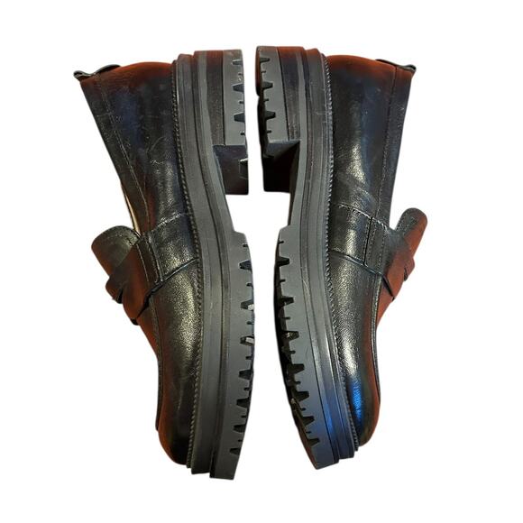 Miz Mooz Toni Chunky Loafer Round Toe Black women’s lug sole Size
US 8.5 EU 39 - Picture 6 of 8